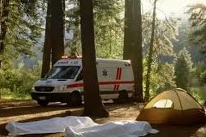 گازگرفتگی ۲ مرد و یک زن در چادر مسافرتی