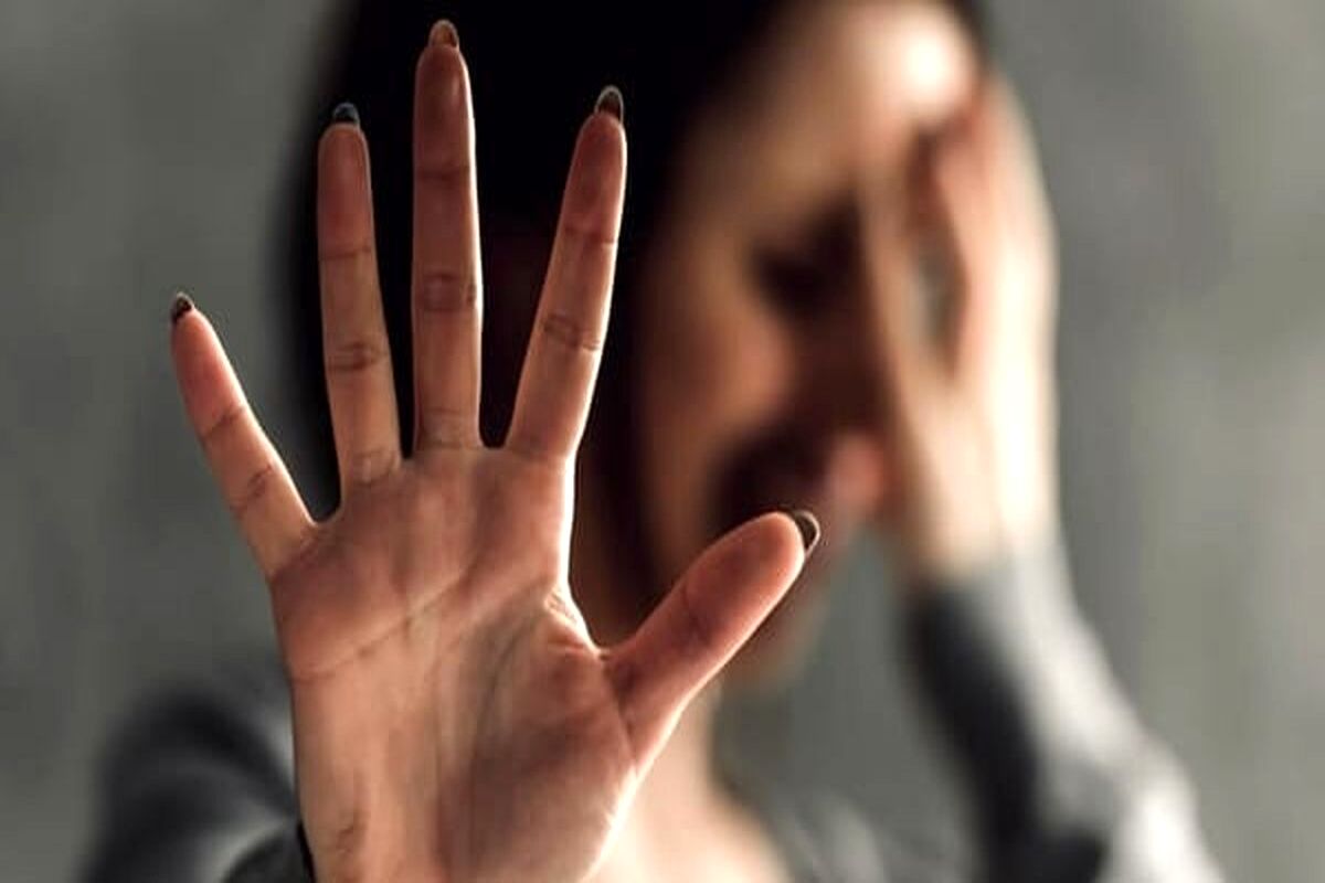 تجاوز به دختر جوان قبل از آزمون رانندگی داخل ماشین