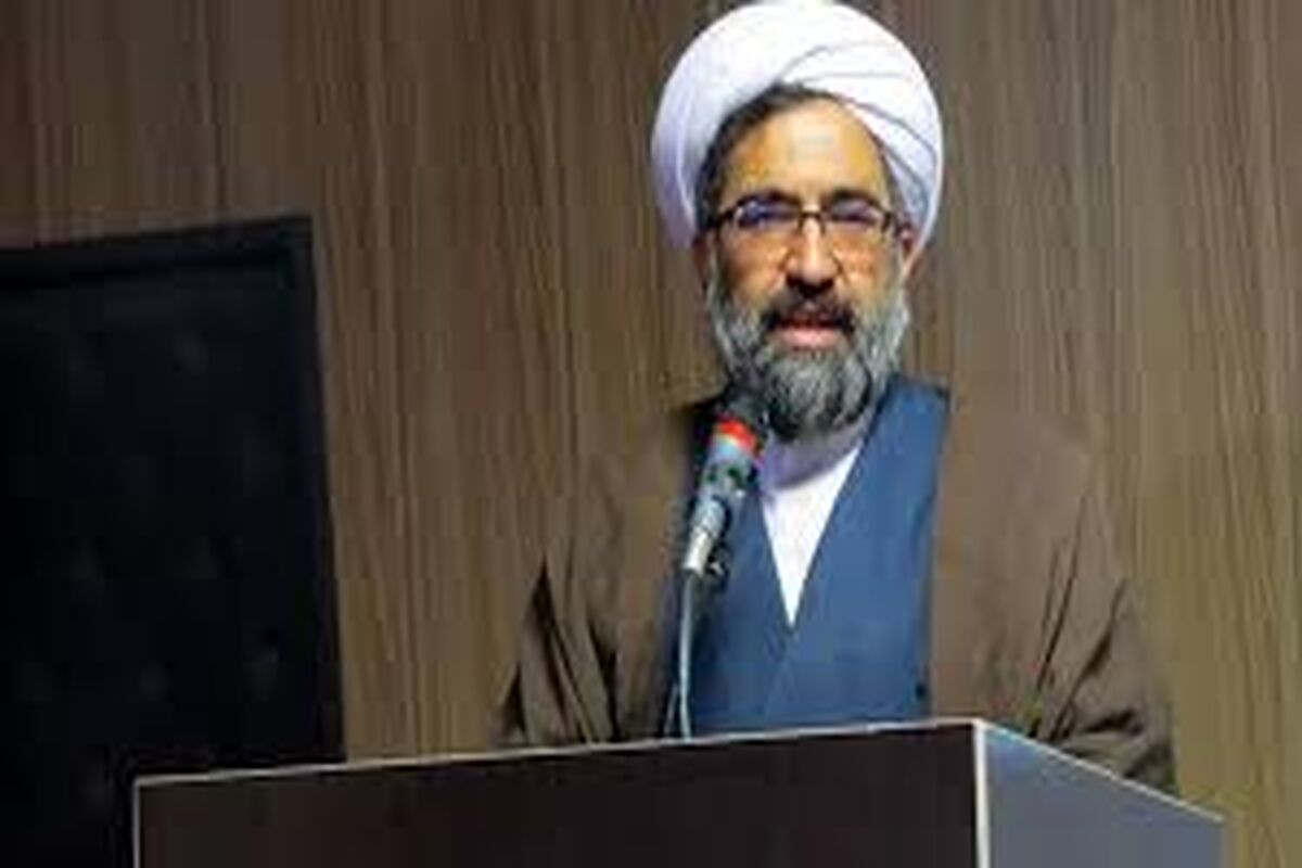 سوء قصد به امام جمعه کازرون/ اولین تصاویر از ضارب امام جمعه کازرون/ گزارش تازه صداوسیما؛ امام جمعه کازرون به شهادت نرسیده اما حال او وخیم است/ ویدئو