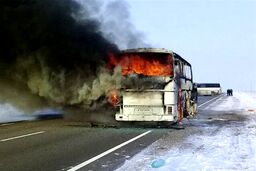 آتش‌سوزی مرگبار در اتوبوس کارگران