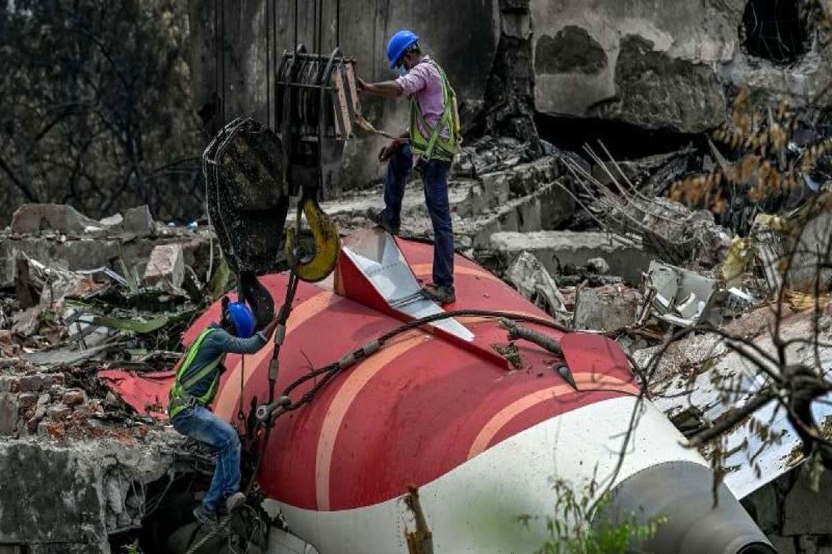 علت سقوط هواپیمای هندی با ۲۷۰ مسافر مشخص شد