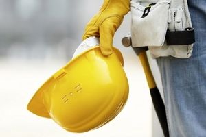 سقوط مرگبار نوار نقاله روی سر کارگر