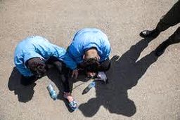 خون مقتول، دامنگیر ۲ مرد معتاد شد