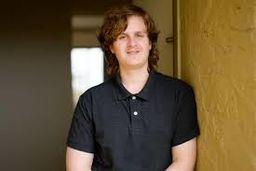 دوستی مرگبار یک نوجوان با ChatGPT