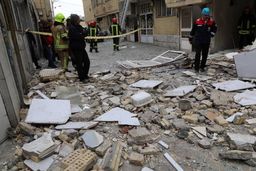 انفجار مرگبار خانه ای در بوکان/ پدر و مادر یک خانواده جان باختند 