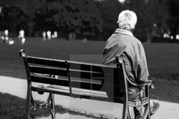 اخاذی یک میلیاردی از مرد هوسران