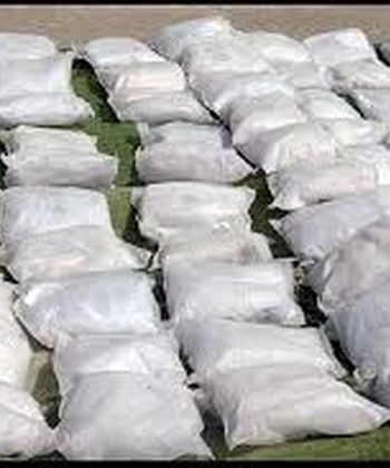 کشف محموله ۵۰۰ کیلویی شیشه در پژو پارس سوداگرمرگ