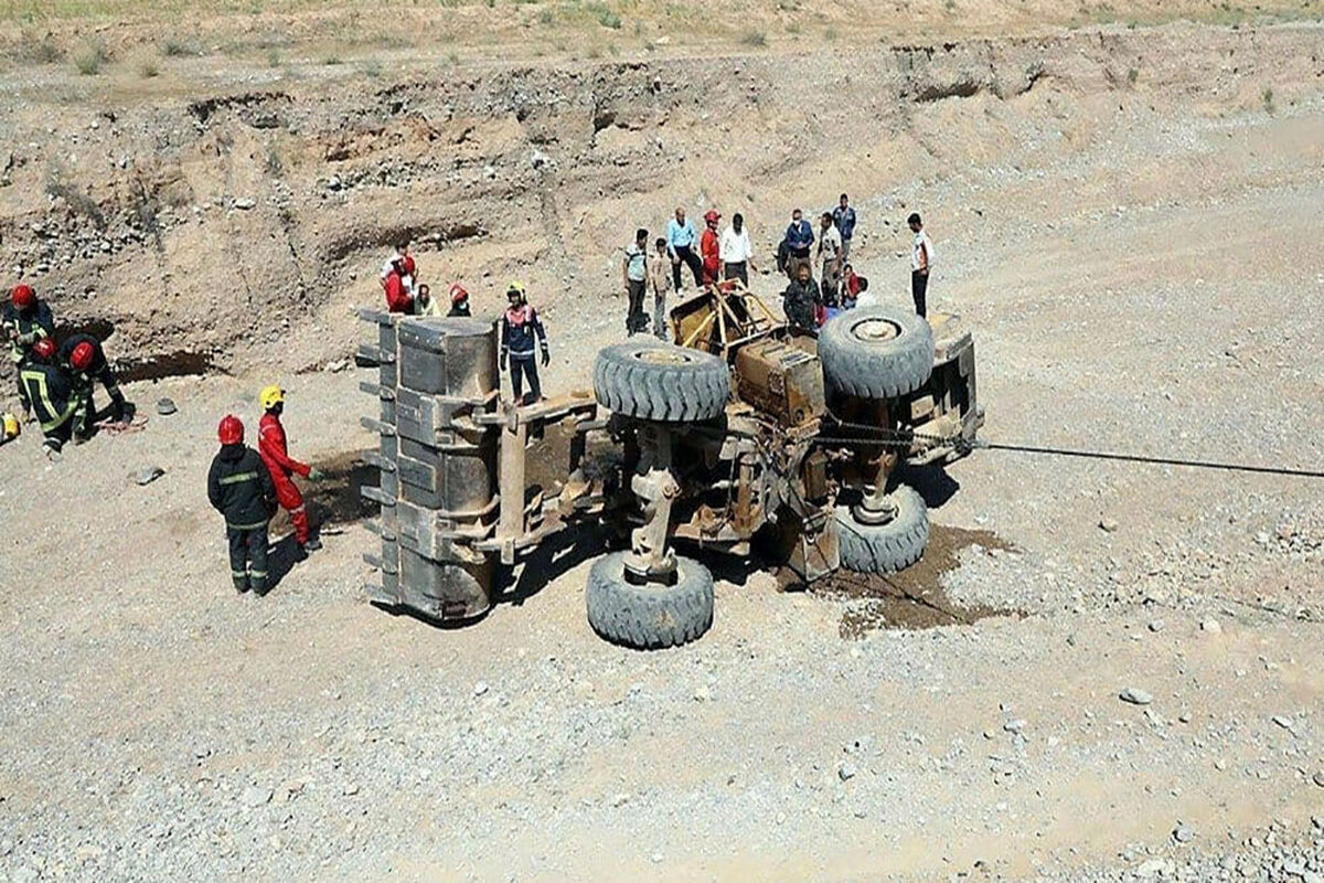 مرگ هولناک راننده لودر زیر خودرویش در معدن جوزم