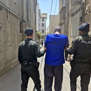 زمین‌گیر شدن سارق منزل با شلیک دقیق ماموران پلیس تهران/ ویدئو+16