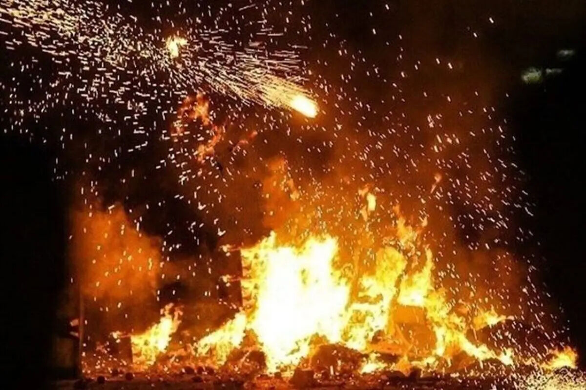 لحظه انفجار مواد آتش‌بازی در خودرویی در مکزیک/ ویدئو 