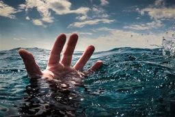 ۴ عضو یک خانواده مشهدی در خلیج فارس غرق شدند