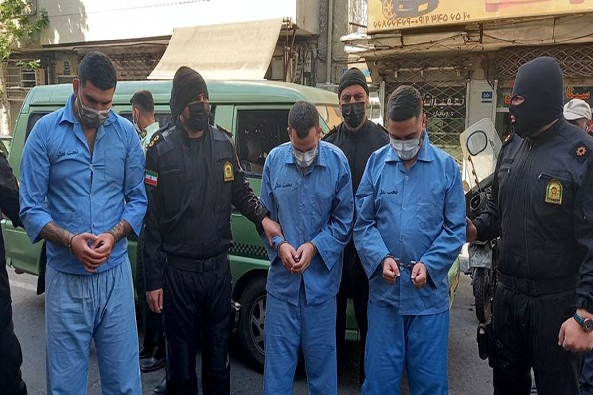 دستگیری اراذل و اوباش بی‌ام‌و سوارِ خیابان اندرزگو تهران/ ویدئو