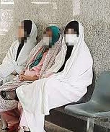 زورگیری ۳ دختر لندکروز سوار از پسرها