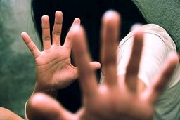 شیطان اینترنتی از تعرض به زنان فیلم سیاه تهیه می‌کرد