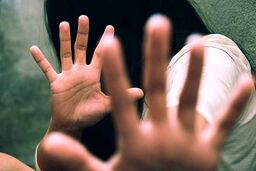 شیطان اینترنتی از تعرض به زنان فیلم سیاه تهیه می‌کرد