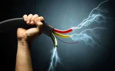 برق‌گرفتگی دختر خردسال در پارک خرم‌آباد/ الین در وضعیت وخیمی قرار دارد