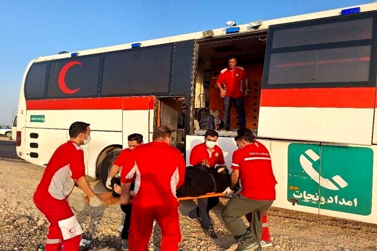 حادثه شدید برای اتوبوس زائران اربعین در مرز مهران/ تا این لحظه ۴۳ نفر مصدوم شدند