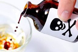 مسمومیت الکلی به سردشت رسید/ ۵ نفر روانه بیمارستان شدند
