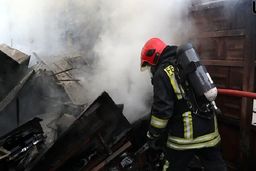 آتش سوزی هولناک در انبار ضایعات در مشهد