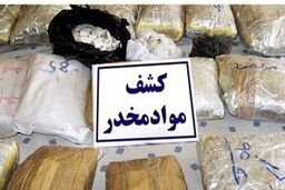دستگیری 4 قاچاقچی حرفه ای با محموله بیش از یک تن مواد ممنوعه/ 4 عملیات پلیسی همزمان در سیستان و بلوچستان
