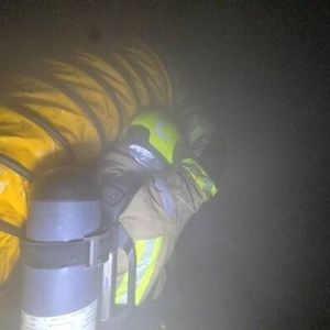 حریق ساختمان تجاری - اداری در خیابان انقلاب مهار شد