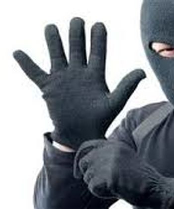 سرقت جواهرات عروس هنگام خوش‌آمدگویی/ ویدئو