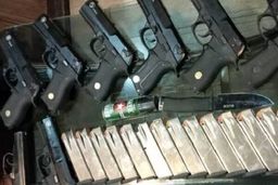  انهدام باند قاچاق سلاح در پوشش «کوله‌بری»