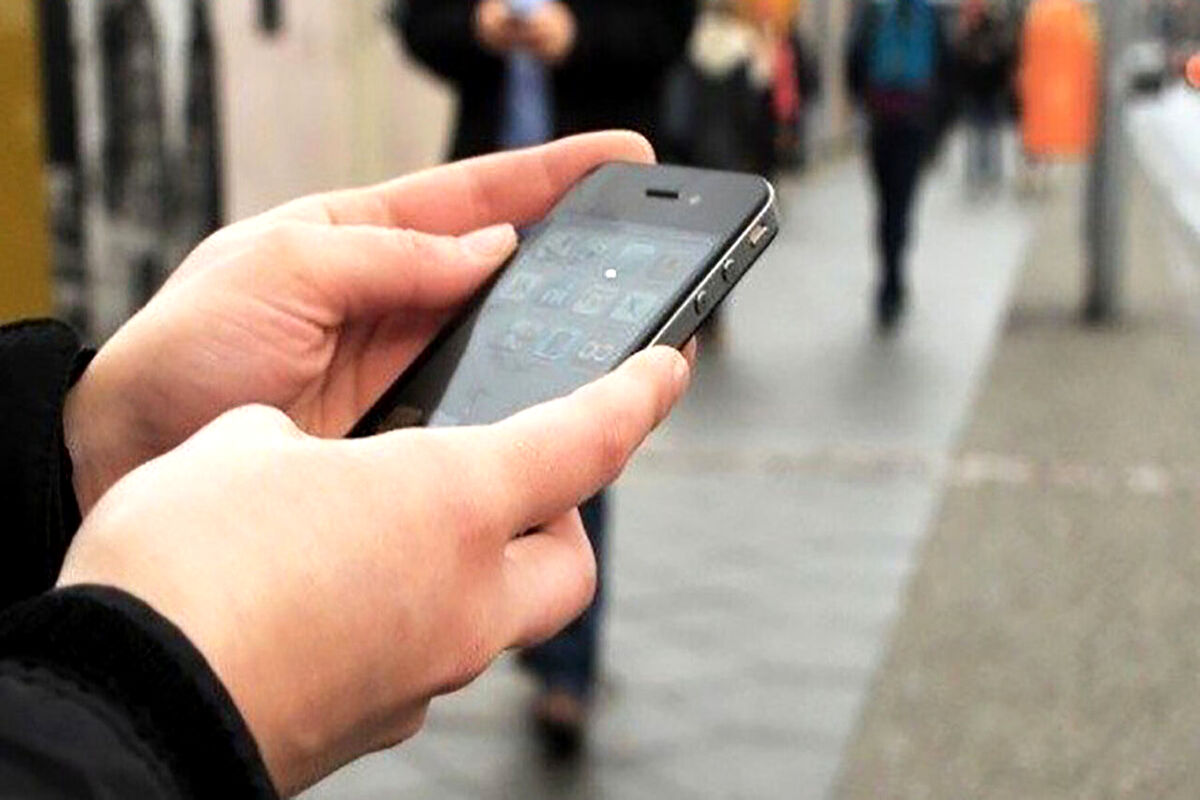 سرقت موبایل ۲ خانم در یکی از رستوران‌های تهران/ ویدئو