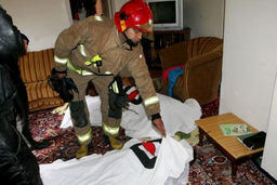 مرگ مرموز یک زن و مرد در خانه مجردی/ مرد میهمان زن تنها بود