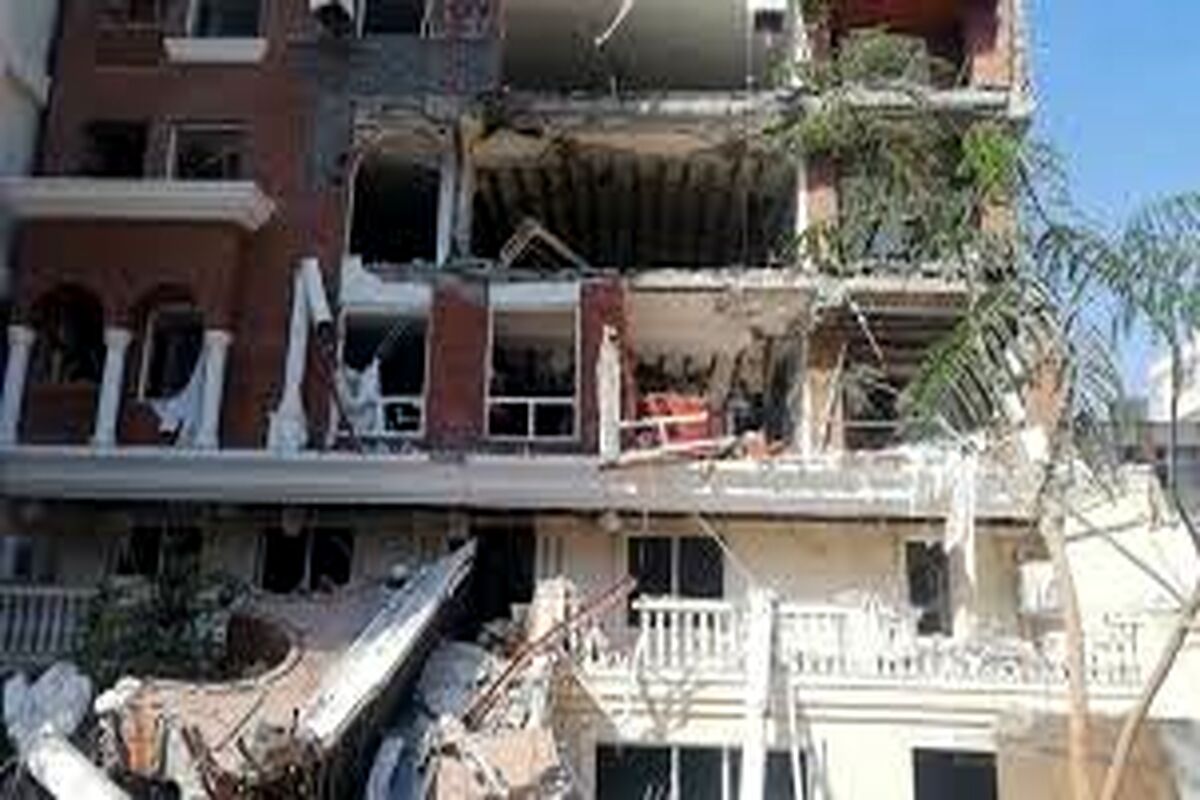 جزئیاتی از انفجار در ساختمان مسکونی بلوار معلم بندرعباس/ حدود ۱۰ مصدوم 