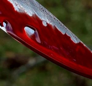 چاقو کشی زن خواب آلود داخل واگن متروی تهران