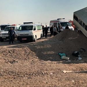 سقوط مینی بوس دانش آموزان به پل در ایوانکی 