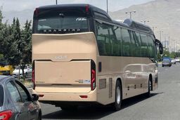 لحظه تلخ از سکته قلبی راننده اتوبوس در خوی/ ویدئو