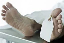 مرگ دردناک دختر ۱۸ ساله زیر تیغ تیم جراحی؛ پدرش خودکشی