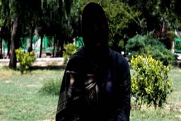 پلیس دختر نوجوان را قبل از افتادن در دام شیطانی نجات داد