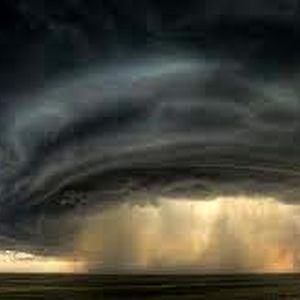 طوفان پسر ۴ ساله را برد