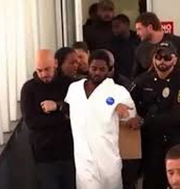 جانی آمریکایی به بازجوی خود هم تعرض کرد