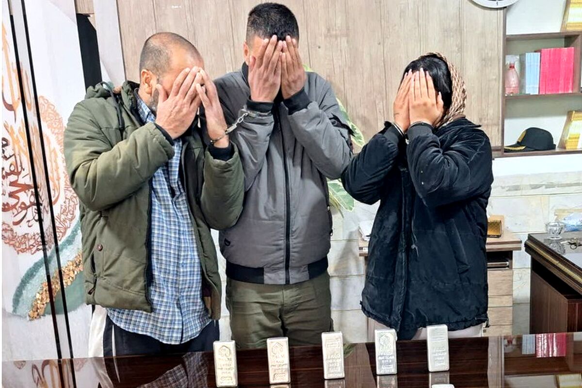 انهدام باند سرقت شمش نقره در ورامین/ دستگیری ۳ متهم و کشف ۱۰ کیلوگرم اموال مسروقه 