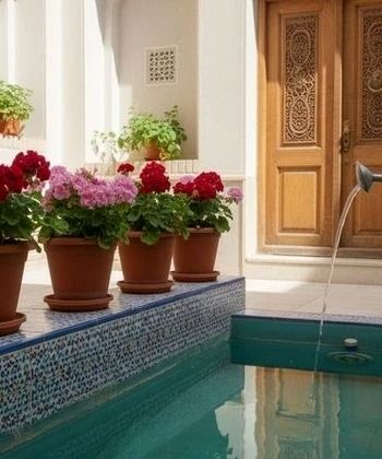 خانه‌های قدیمی چرا حس آرامش بیشتری داشتند؟ از حیاط و شمعدانی تا سایه و آب