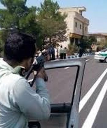 سارقان خودرو با شلیک پلیس زمین گیر شدند