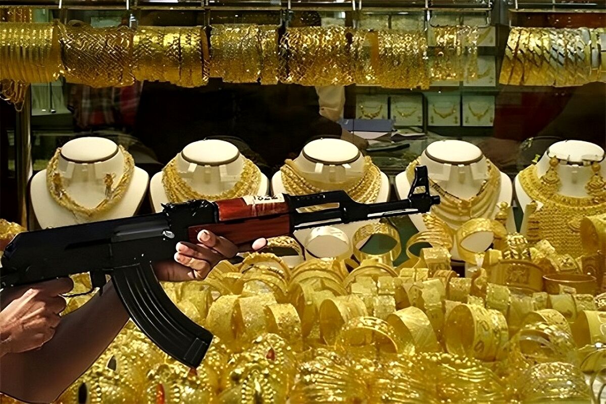 سرقت ۲ و نیم کیلو طلا با پتک و کلاشینکف