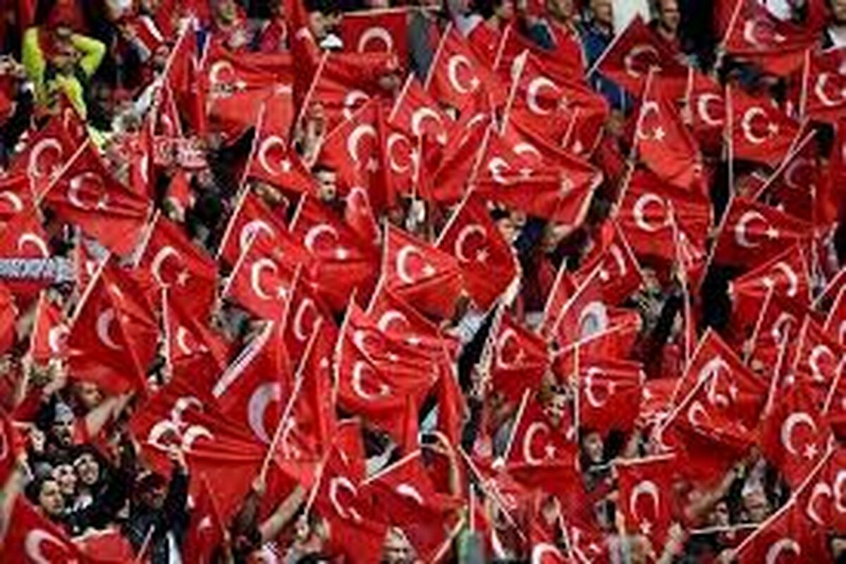 زیرگرفتن هواداران فوتبال در ترکیه/ ویدئو