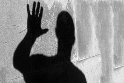 دام دختر جوان برای پیرمرد ۷۰ ساله ثروتمند /کلاهبرداری یک میلیاردی