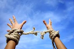 بخشش جوان محکوم پای چوبه دار در چالوس