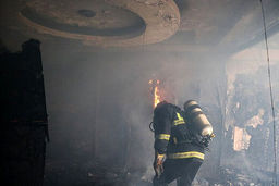 سوختن مادر و دختر جوان در انفجار خانه شان