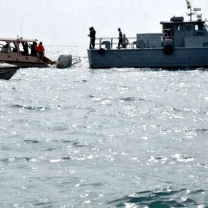 توقیف ۲ شناور سوختی در آب‌های بندرعباس مهر