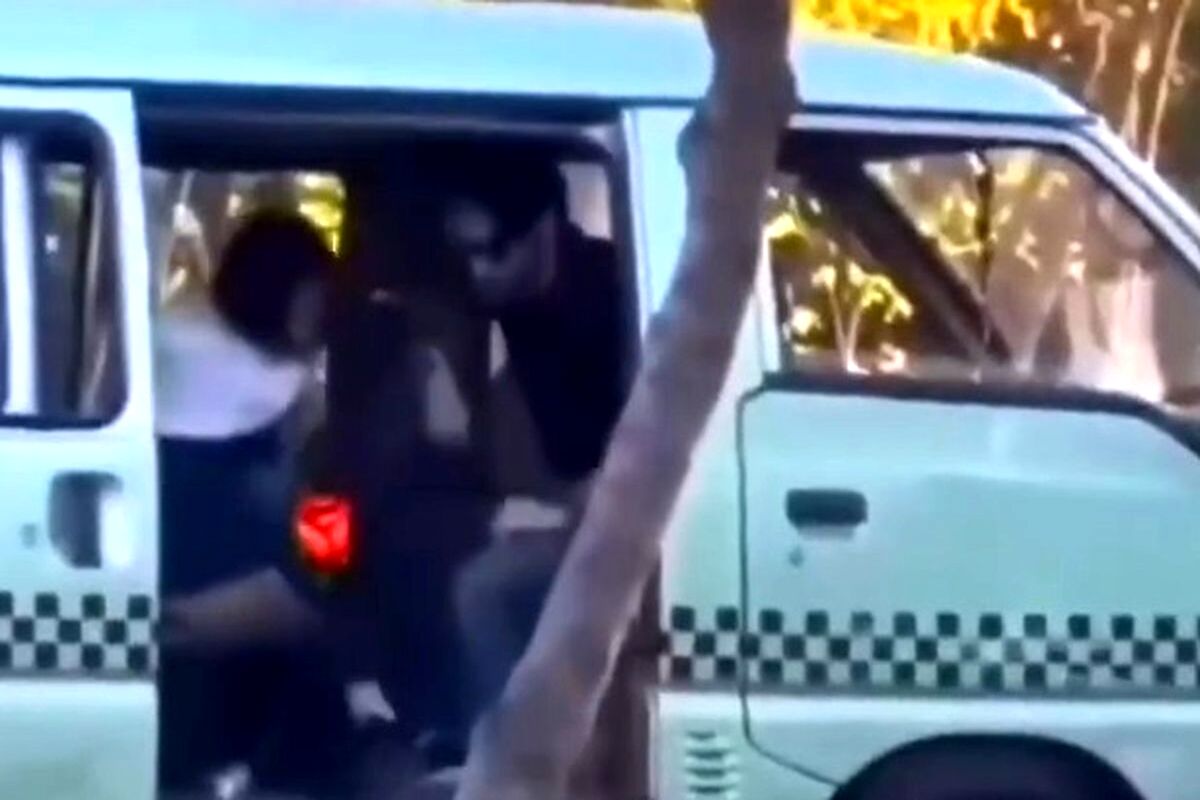 کتک کاری دانش‌آموز توسط راننده سرویس/ ویدئو 