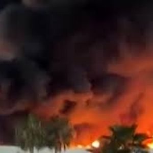 حداقل ۵ کشته بر اثر آتش‌سوزی در یک نمایشگاه در مکزیک/ ویدئو