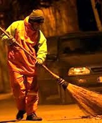 مرگ کارگر شهرداری در برخورد با کامیون