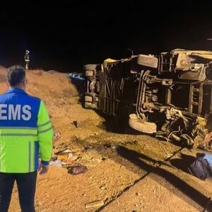 واژگونی اتوبوس در جاده نیشابور - مشهد با ۲۸ مصدوم